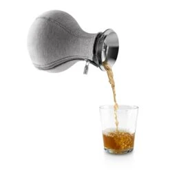 Eva Solo Theemaker Met Hoes -Beste Bestek Winkel 28222 02 04 38db07985c