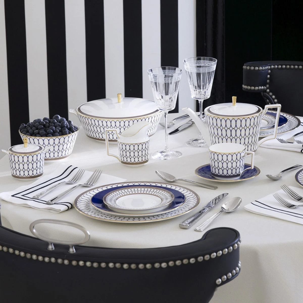 Wedgwood Renaissance Gold Suikerpot 4 Wedgwood Renaissance Gold Suikerpot - Afbeelding 2