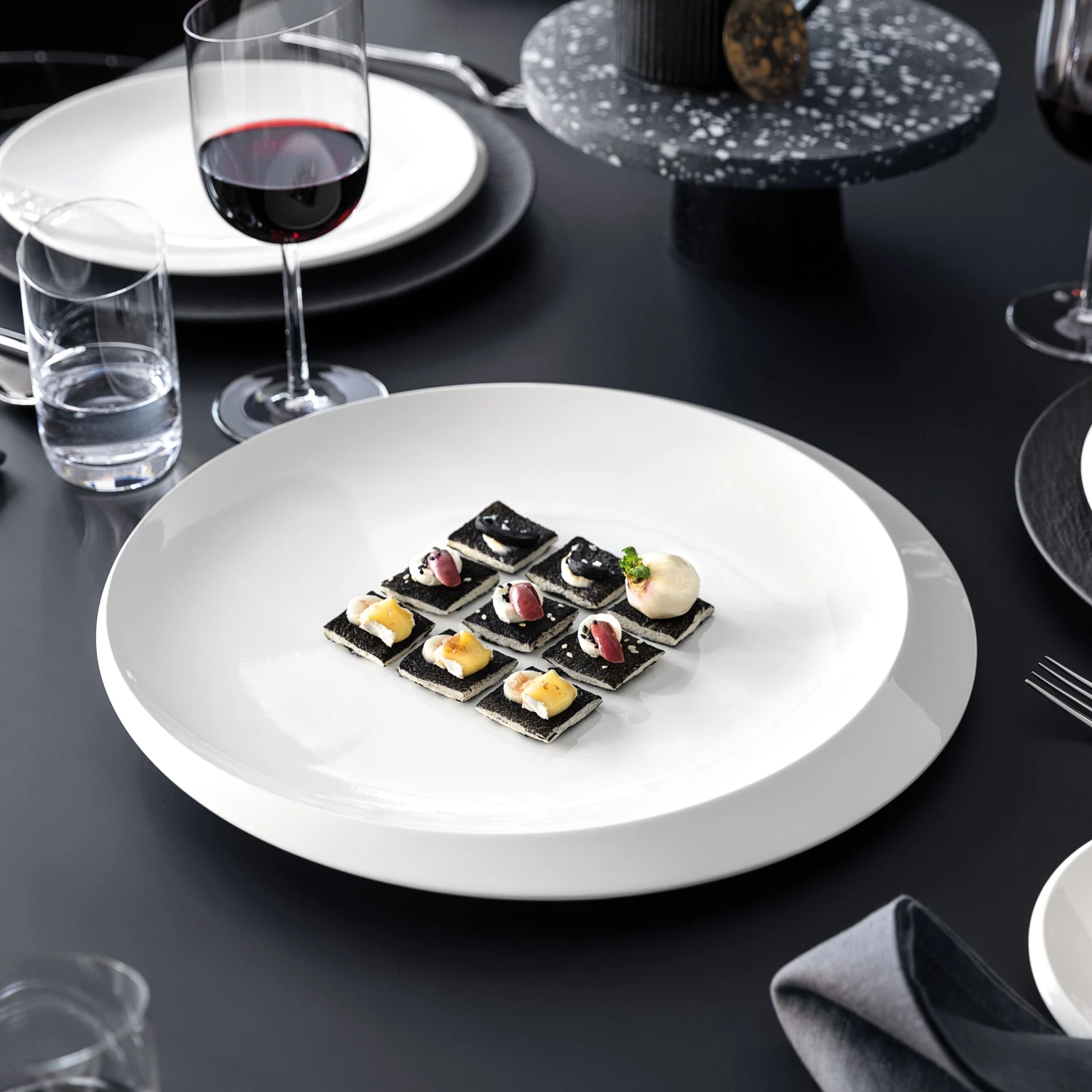 Villeroy & Boch NewMoon Serveerschaal Ø37 Cm 6 Villeroy & Boch NewMoon Serveerschaal Ø37 Cm - Afbeelding 4