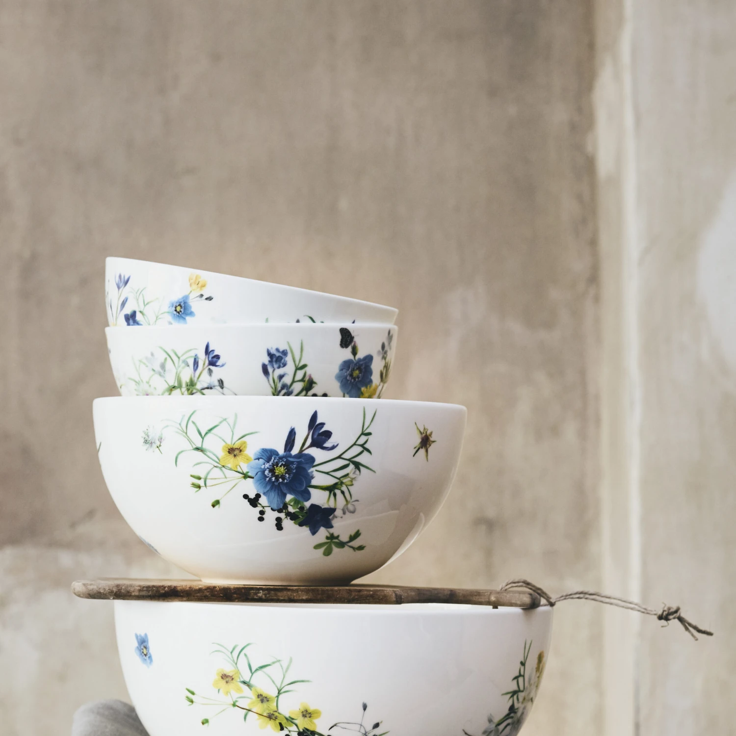 Rosenthal Brillance Fleurs Des Alpes Kom 22 Cm 5 Rosenthal Brillance Fleurs Des Alpes Kom 22 Cm - Afbeelding 3