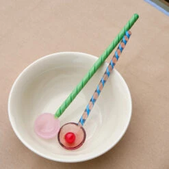 Hay Twist Glazen Lepel 2-pack -Beste Bestek Winkel 46902 01 03 517e2269f1