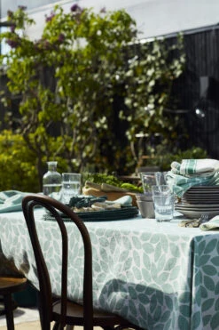 Lexington Printed Leaves Tafelkleed 150x250 Cm -Beste Bestek Winkel 575338 01 40 EnvironmentImage d10db6915a